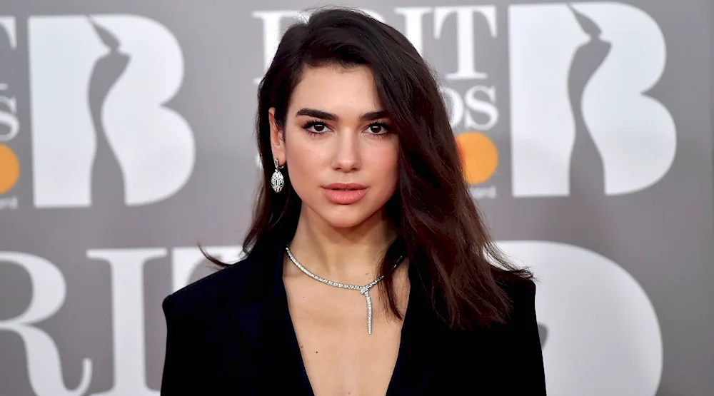 Dua Lipa