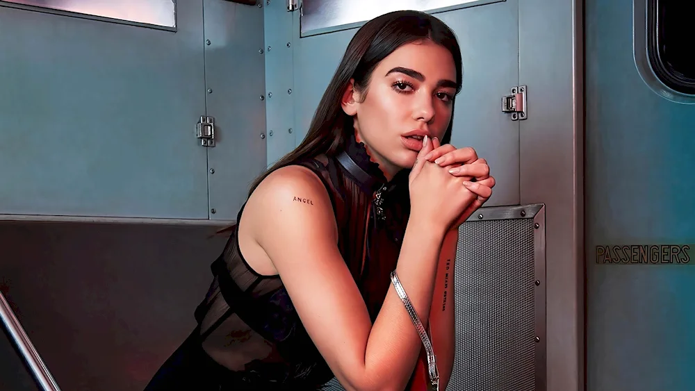 Dua Lipa. Lipa