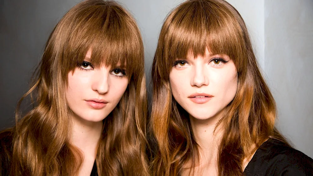 Hairstyles for long nose