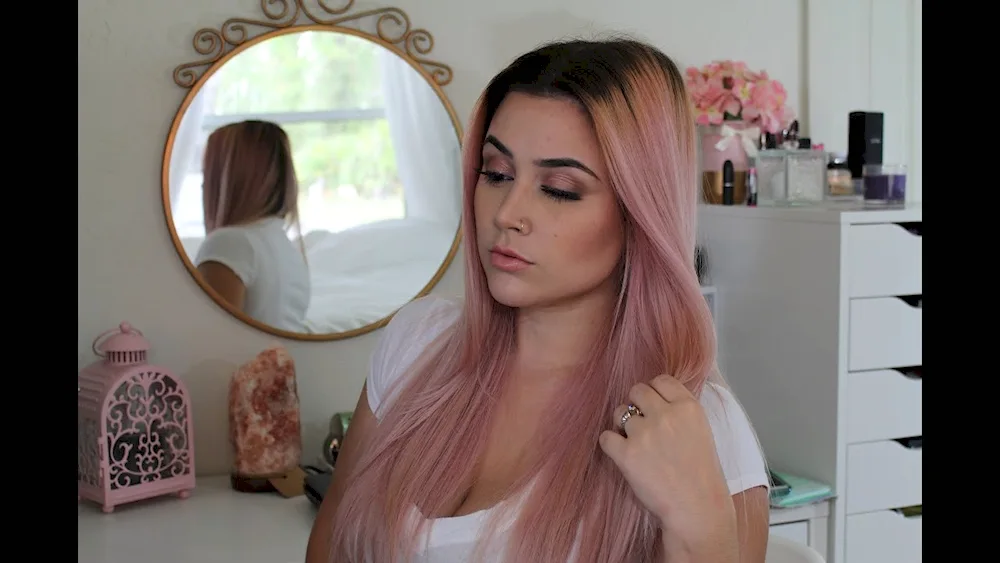Rose. Gold balayage