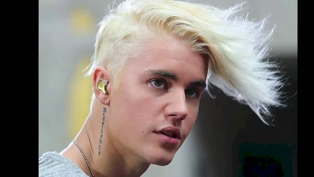 Justin Bieber with white hair