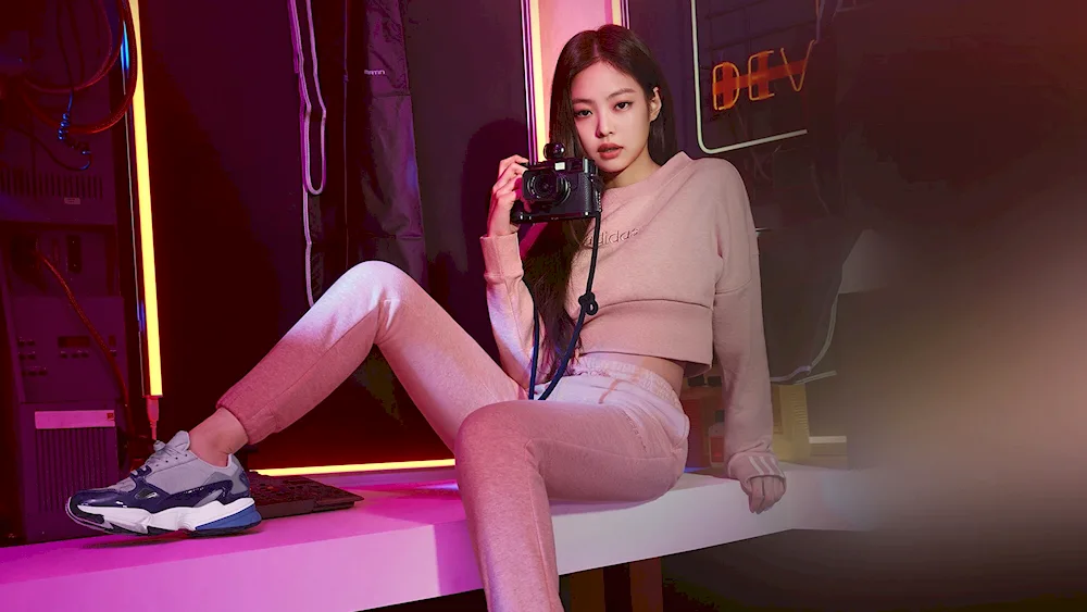 Jennie Black Pink 2022