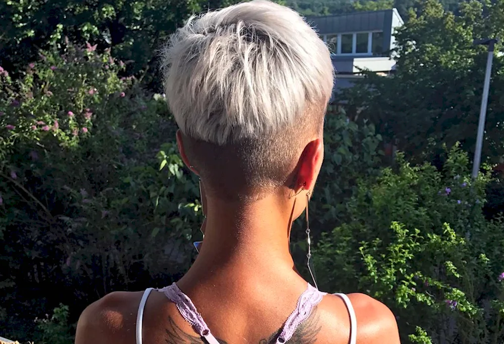 Jenny Schmidt short haircut