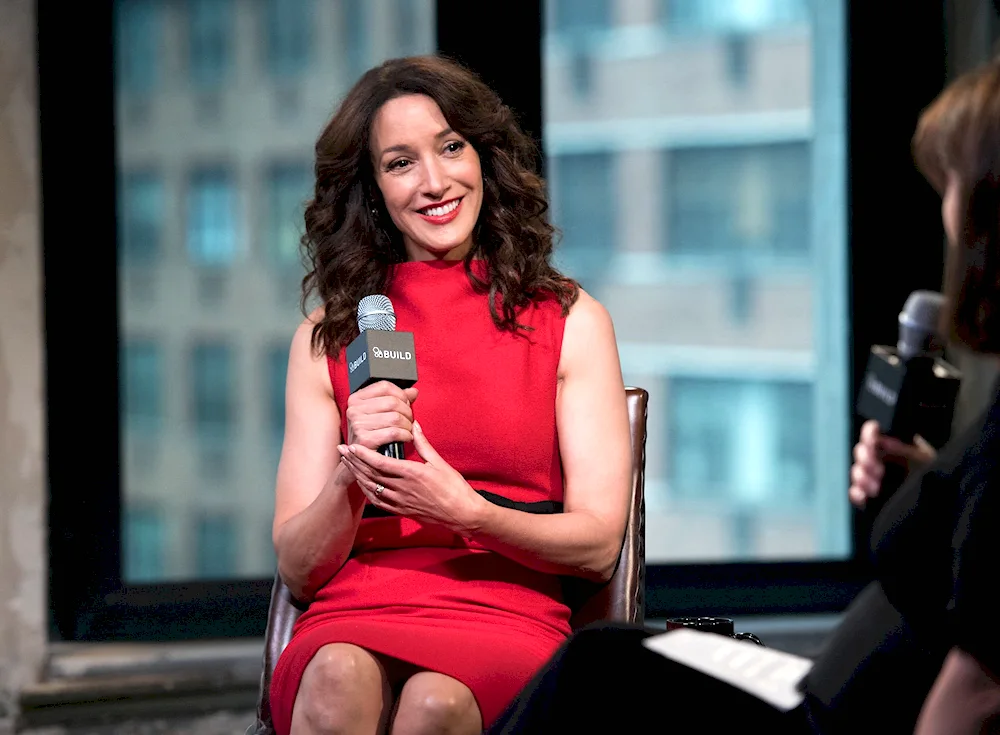 Jennifer Beals