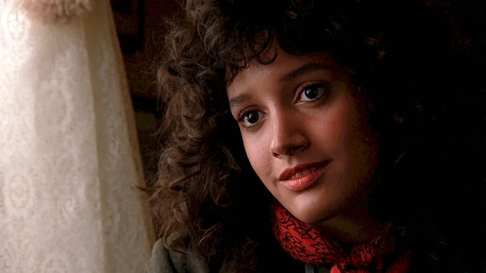 Jennifer Beals