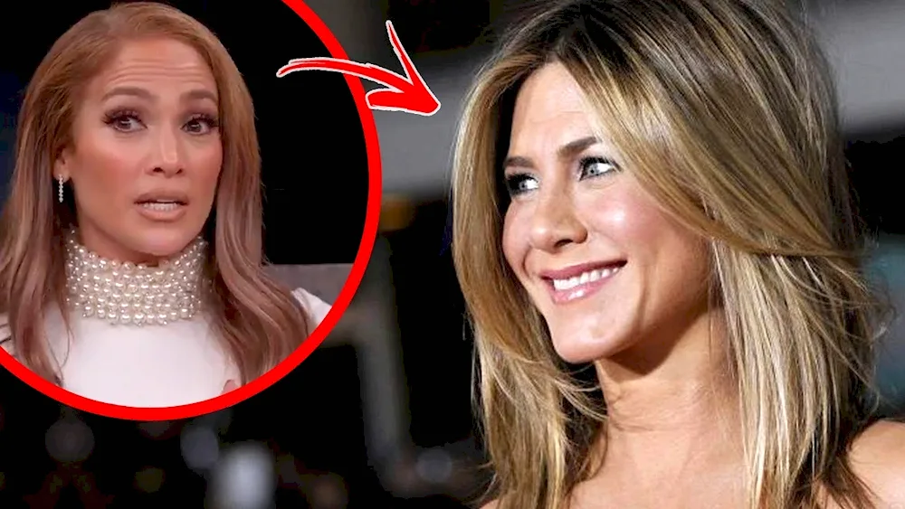 Jennifer Aniston staircase