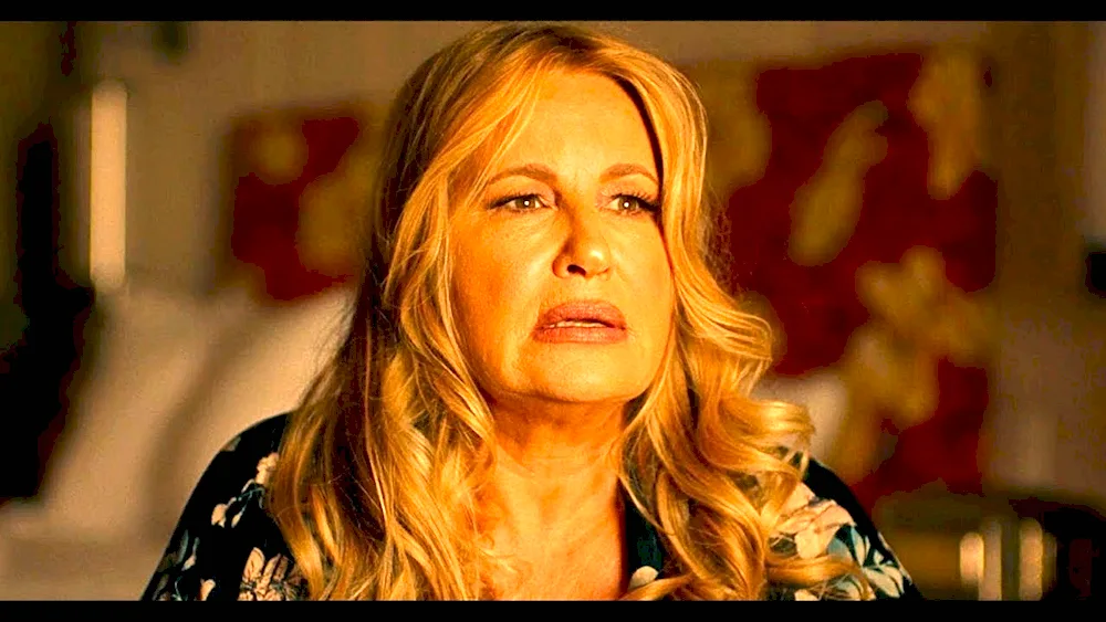 Jennifer Coolidge