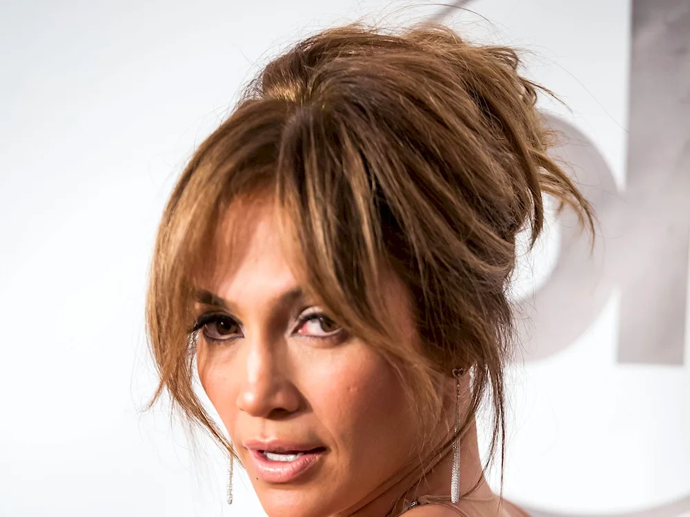 Jennifer Lopez with bangs