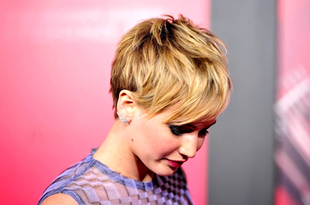 Jennifer Lawrence Pixie