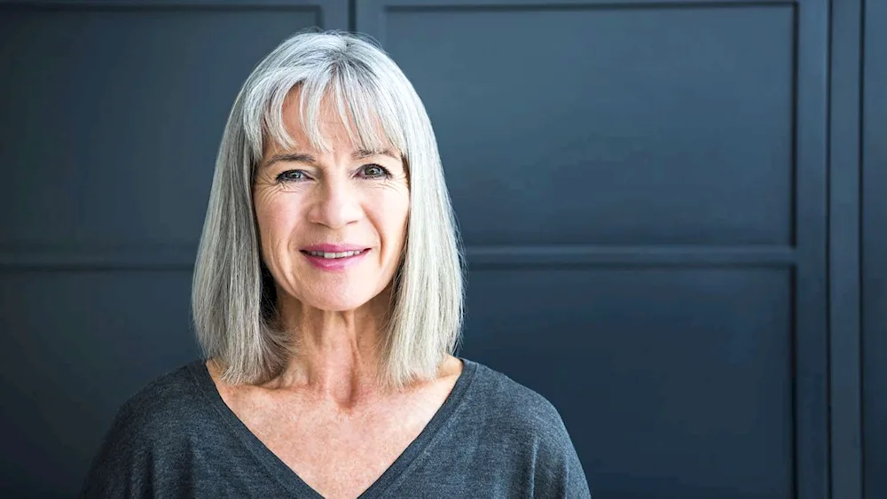 Colouring grey hair