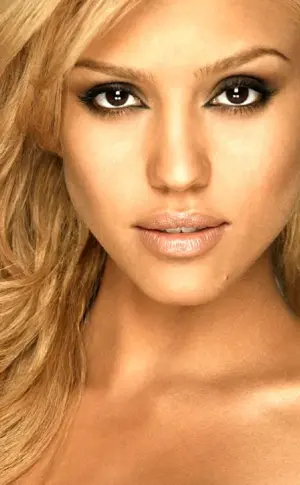 Jessica Alba blonde
