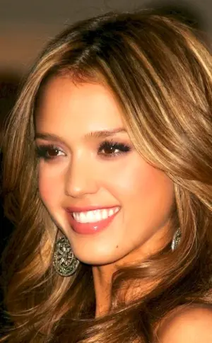 Jessica Alba colouring