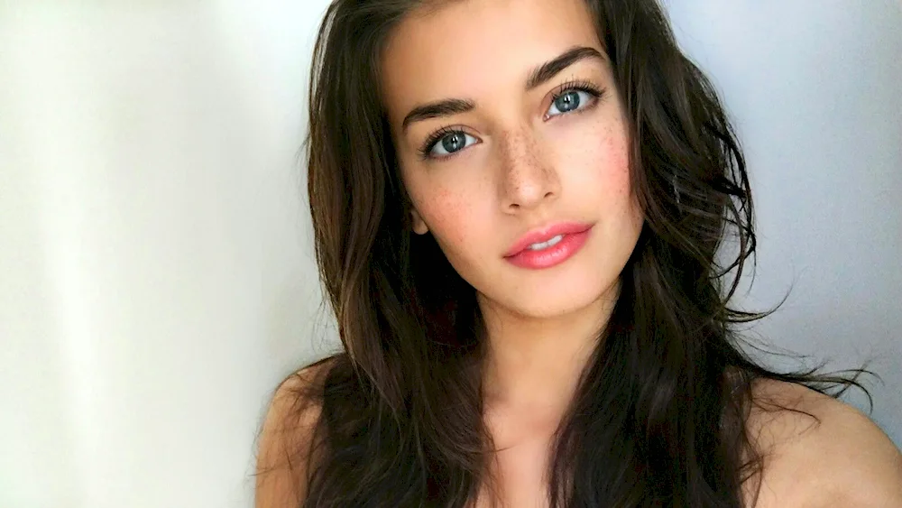 Jessica Clements