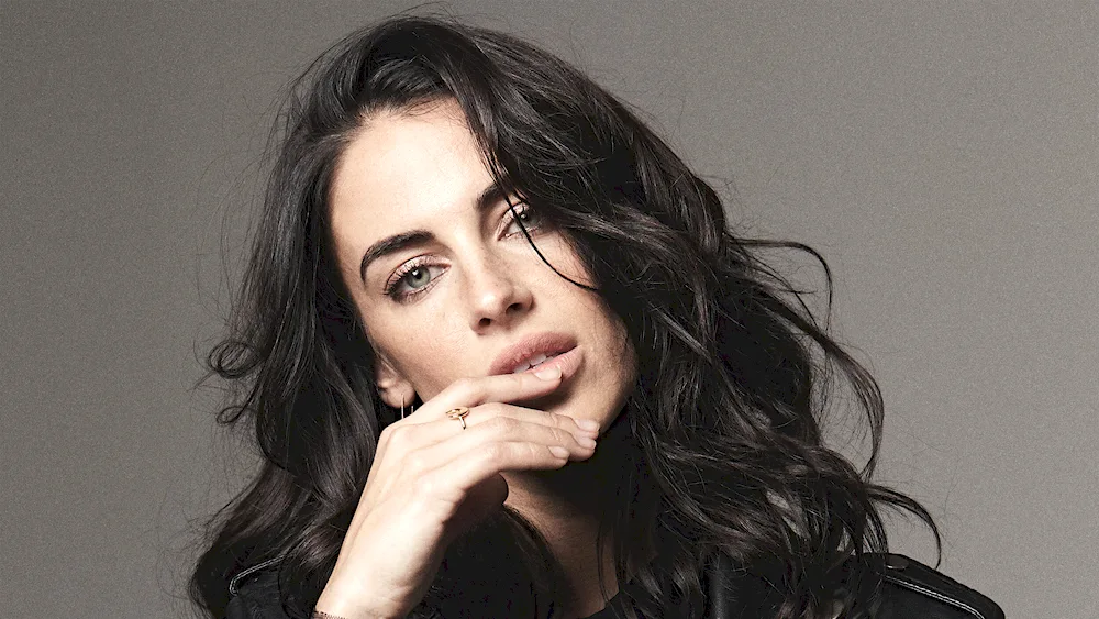 Jessica Lowndes