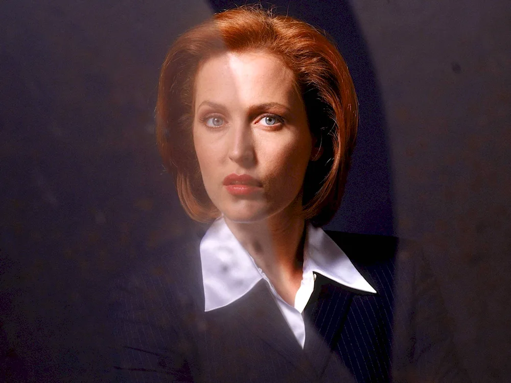 Gillian Anderson