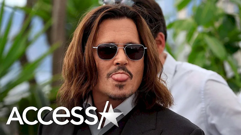 Johnny Depp haircut