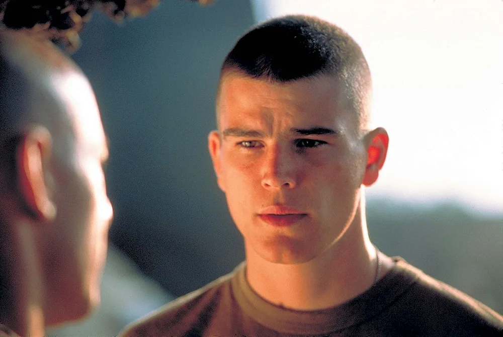 Josh Hartnett black hawk
