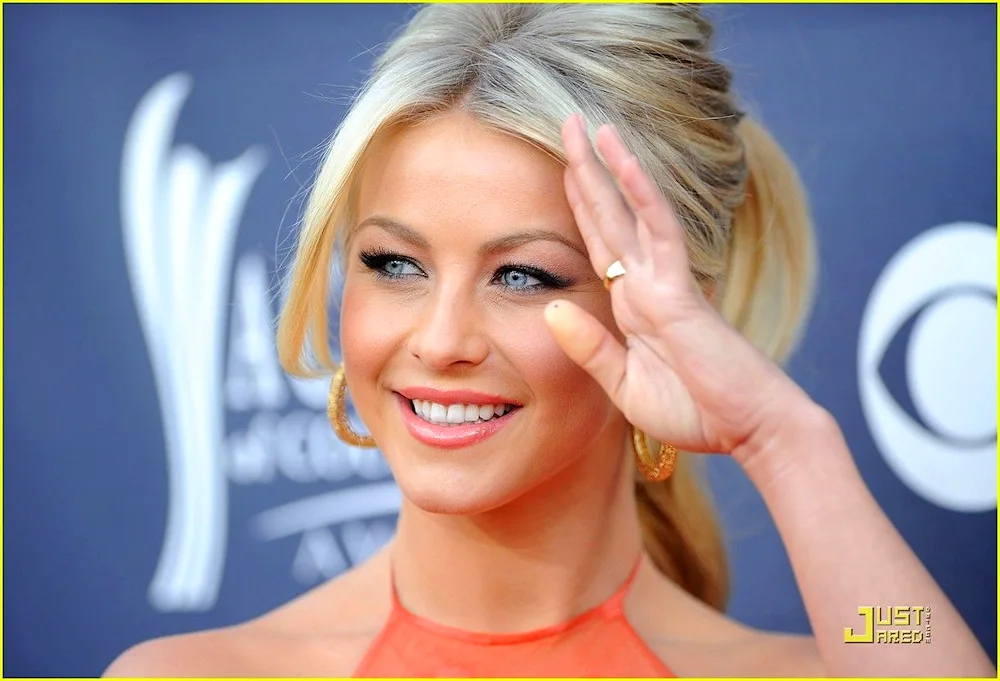 Julianne Hough