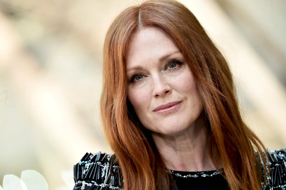 Julianne Moore is hot