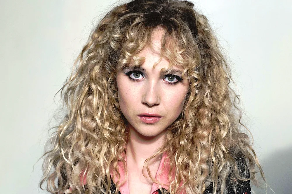 Juno Temple 2020