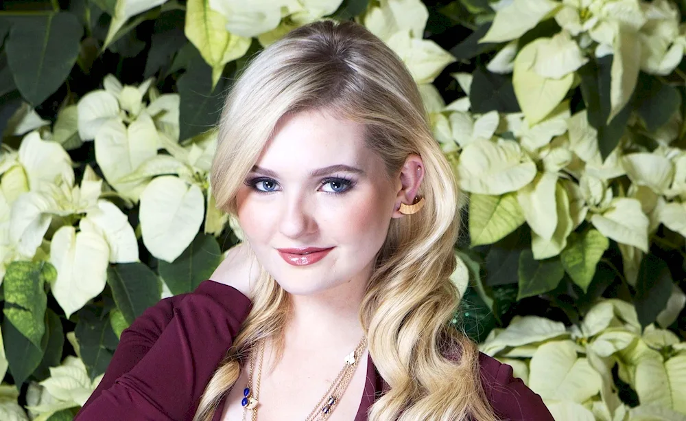 Abigail Breslin