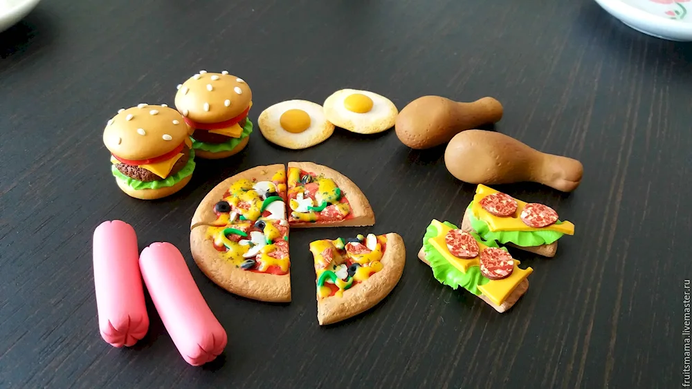 Food from plasticine