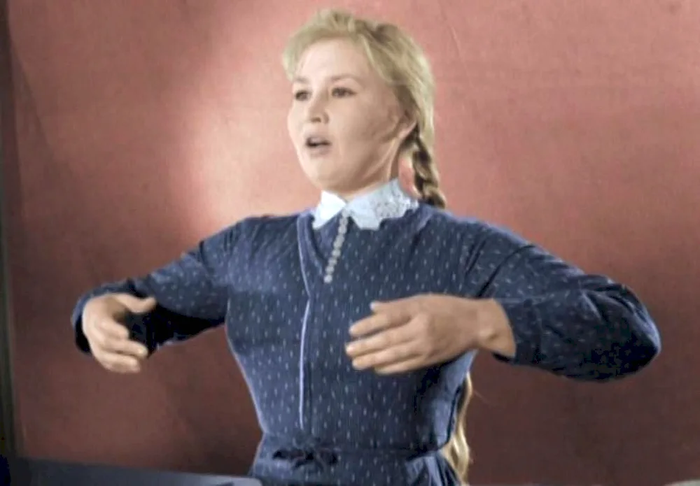 Frosya Burlakova actress