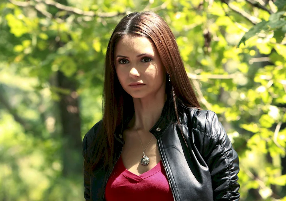 Elena Gilbert Vampire