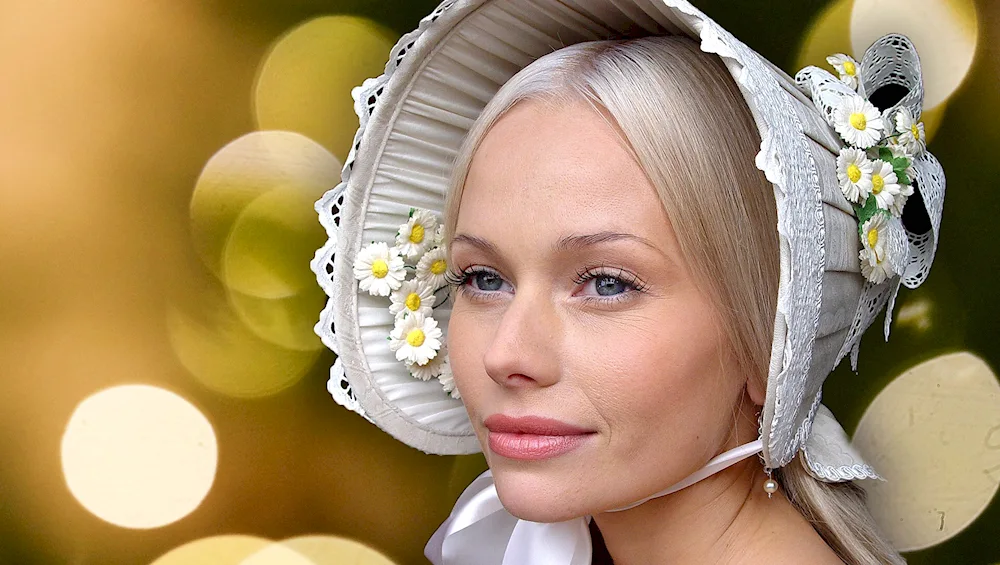 Elena Korikova