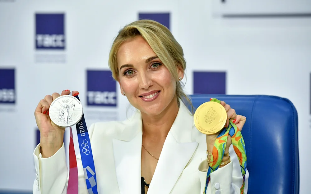 Elena Vesnina Tennis