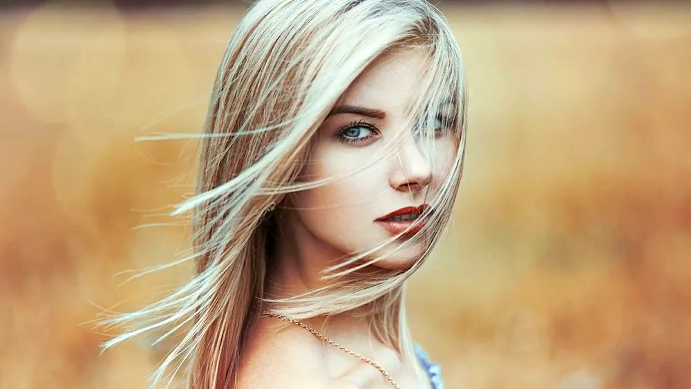 Elina Belinskaya model