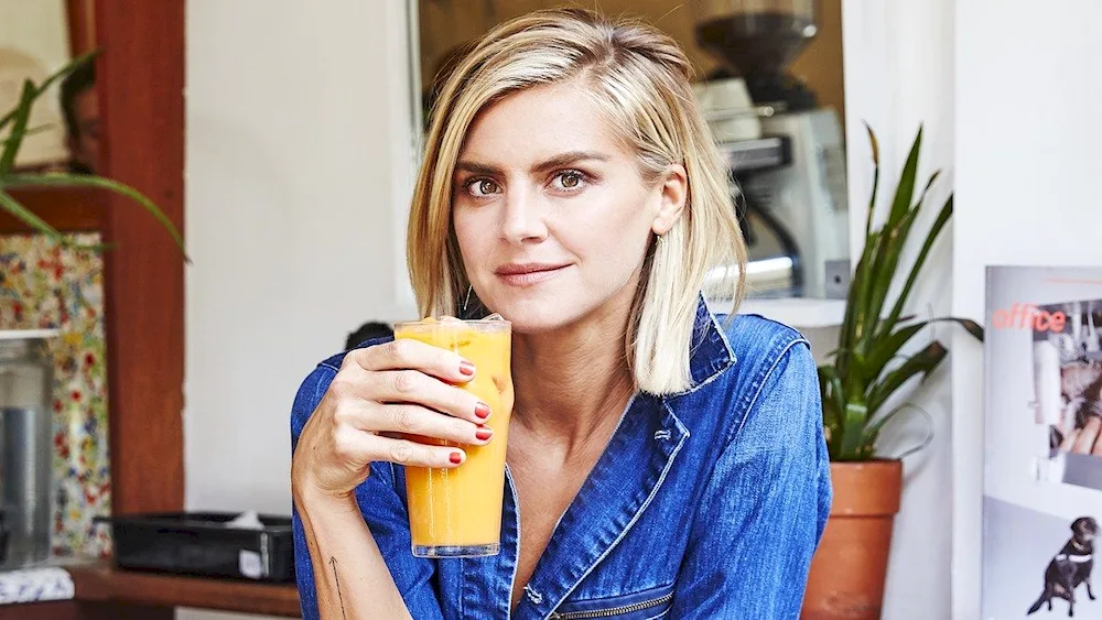 Eliza Coupe