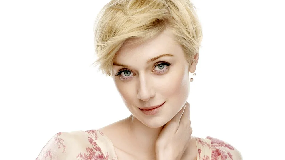 Elizabeth. Debicki
