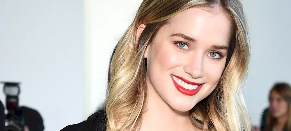 Elizabeth Lail