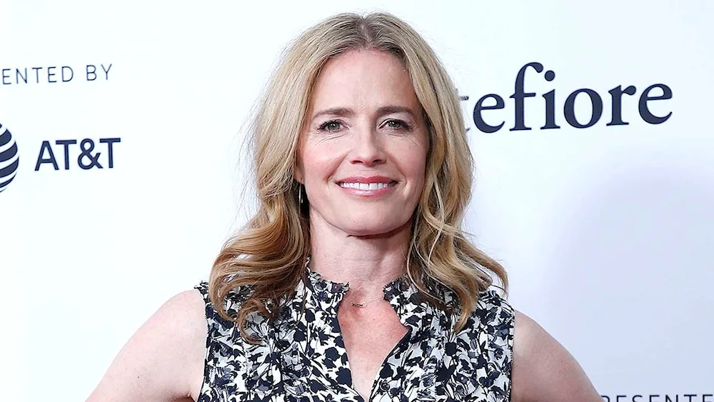 Elizabeth Shue