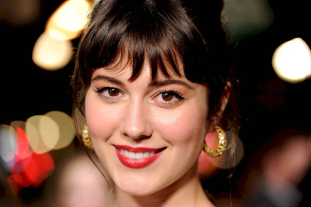 Elizabeth Winstead