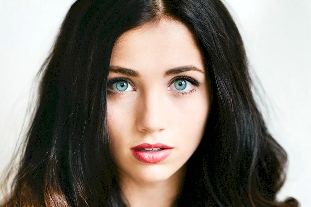 Emily Rudd