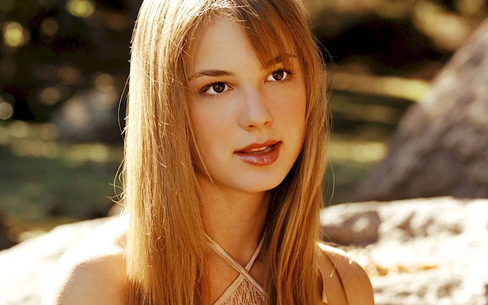 Emily VANCOMP