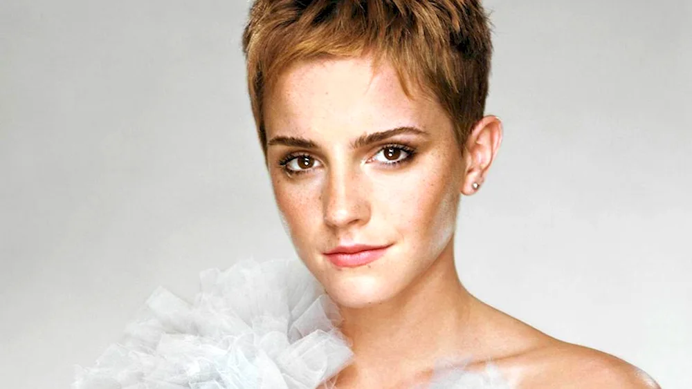 Pixie undercut