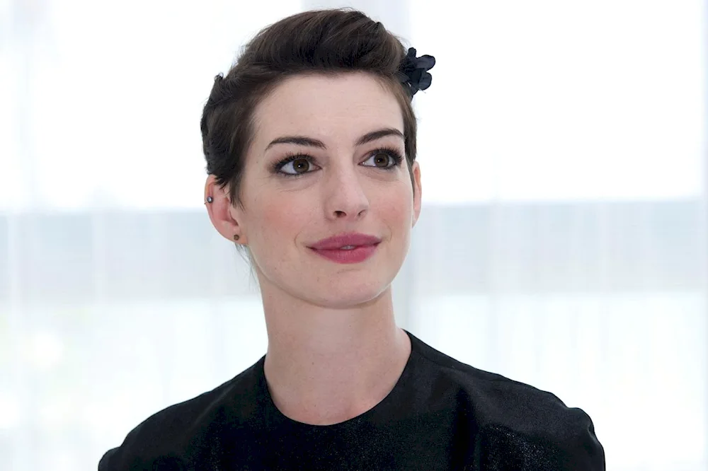 Ann Hathaway