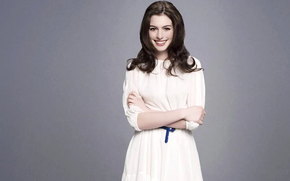 Anne Hathaway