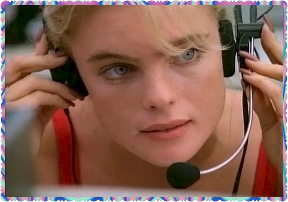 Erika Eleniak