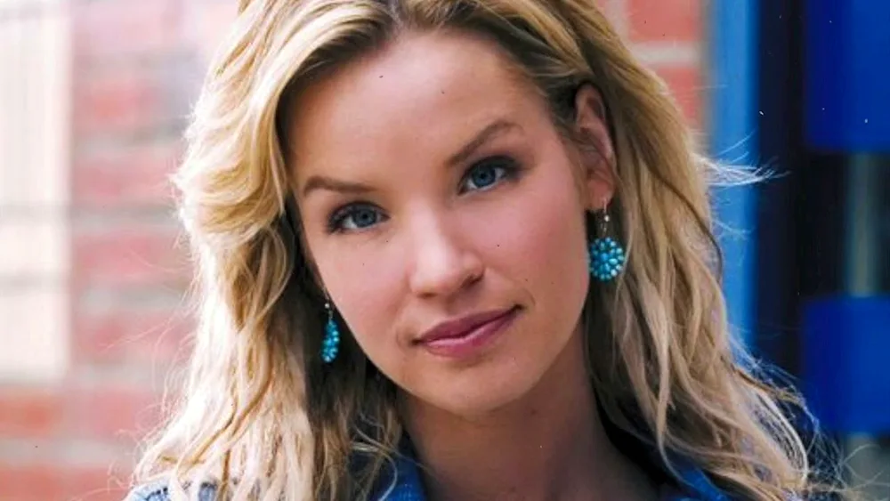 Ashley Scott