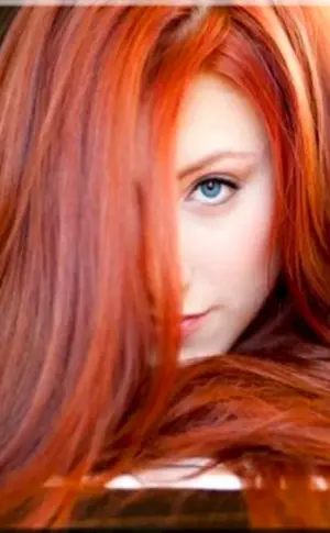 Estelle fiery red