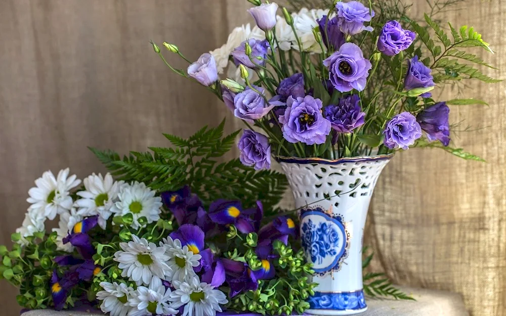 Lisianthus flowers bouquet