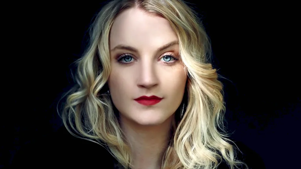 Evanna Lynch