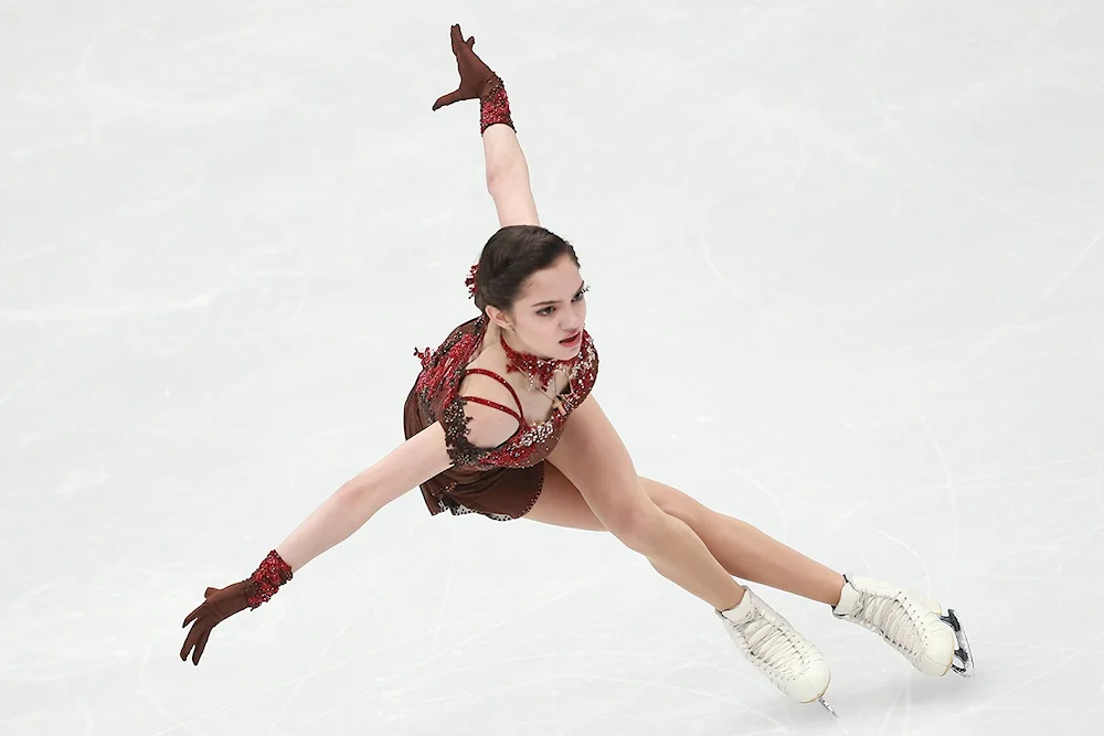 Sasha Trusova figure skater 2022