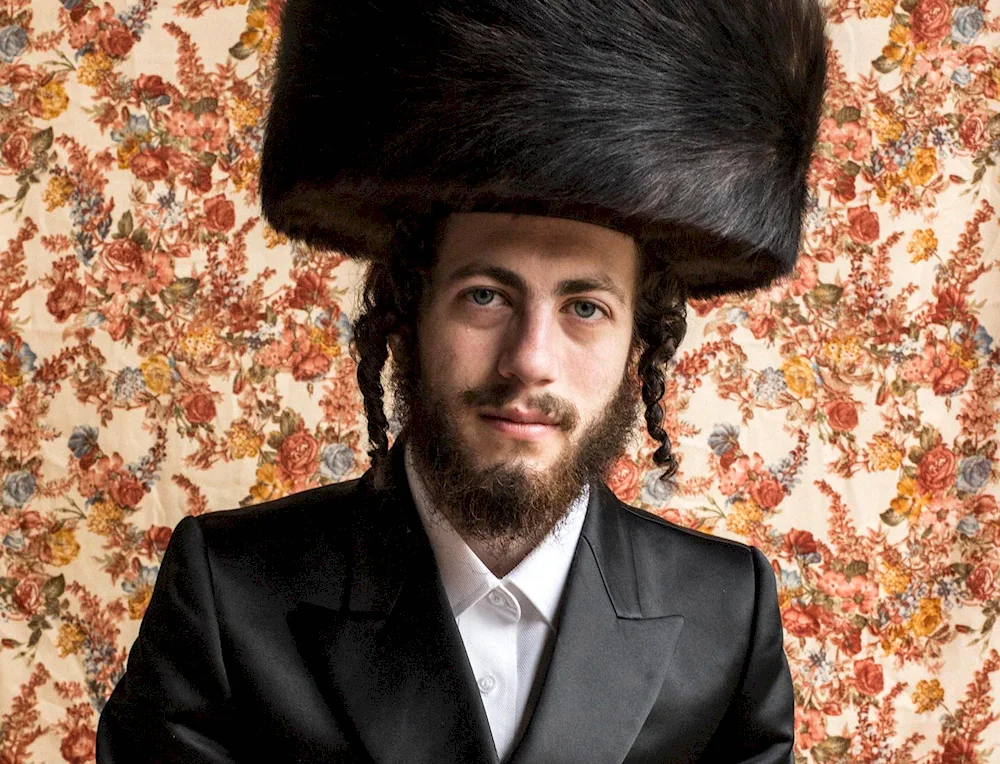 Jewish paces