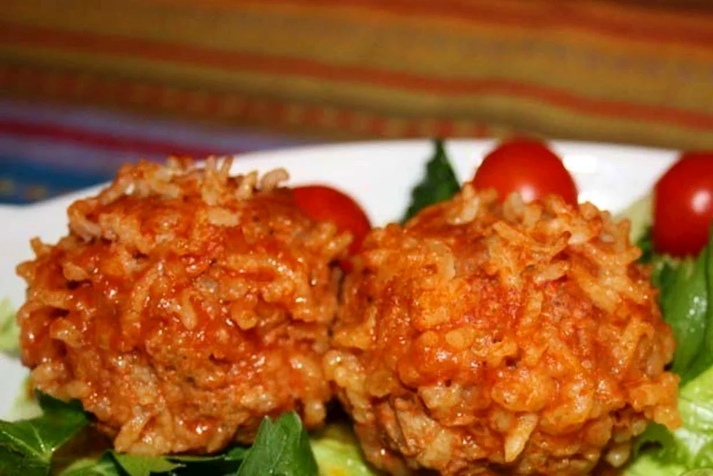 Hedgehogs from minced meat with rice