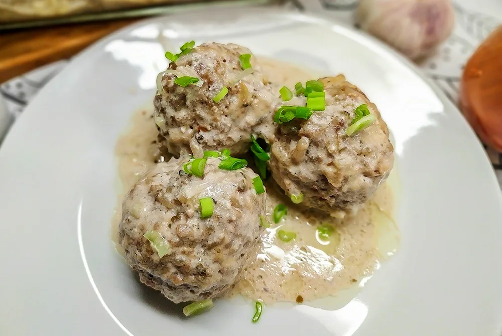 Hedgehogs from minced meat